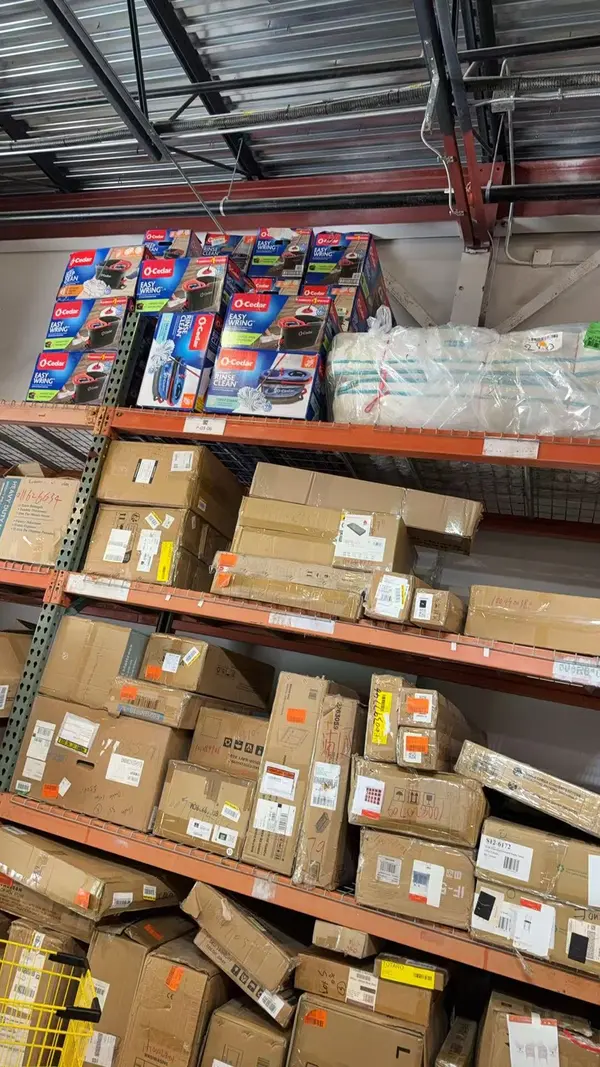 Hardware tools and accessories from DeWalt, Milwaukee and other top brands